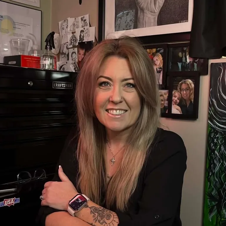 Artist photo of Sunshine Collins